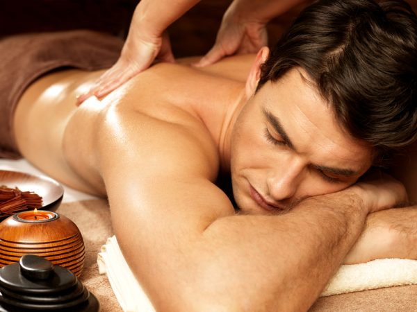 Experience Luxury with Massage Outcall London Experts: Top Trends and Insights